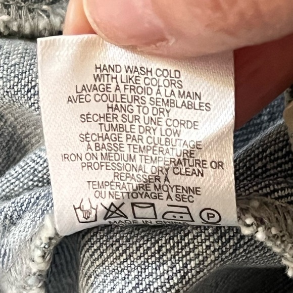 NEW GENERATION LOVE justine denim pants in light blue wash white buttons Size 24 - Picture 12 of 16